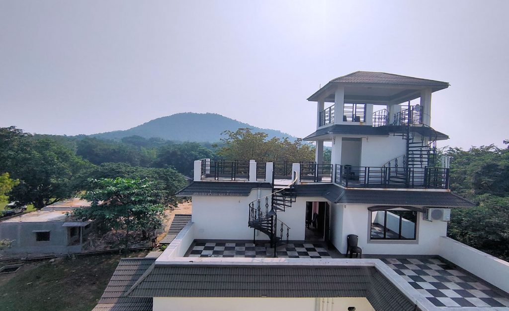 Baranti Village Resort - Tower View