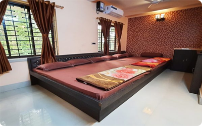 Deluxe Four Bedded Room