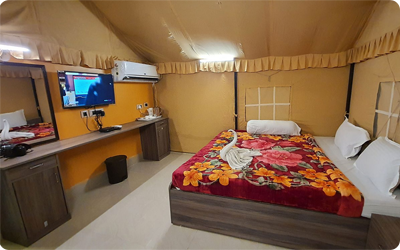 Luxury Tent Accommodation – Double Bedded