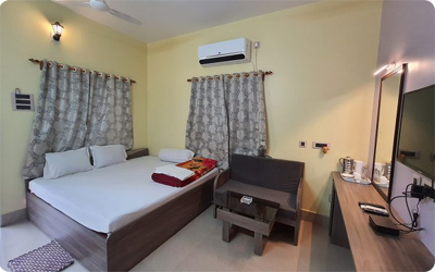 Premium Double Bedded Cottage at Baranti